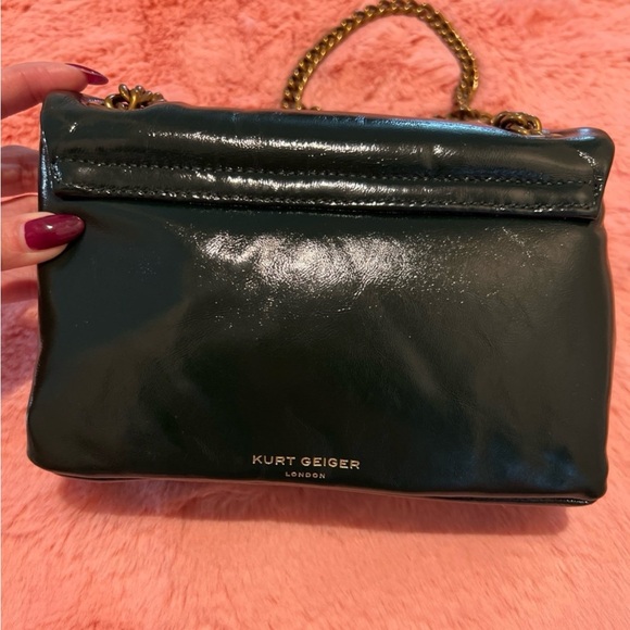 Elegant Green Crossbody Bag - Picture 4 of 4